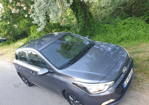 Hyundai i20 cena 34900 przebieg: 88000, rok produkcji 2017 z Szamotuły małe 667